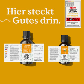 Zwei Flaschen Nature Love Vitamin D3 & K2 - Family-Set sind vor einem gelben Hintergrund mit deutschem Text und einem Qualitätssiegel abgebildet.